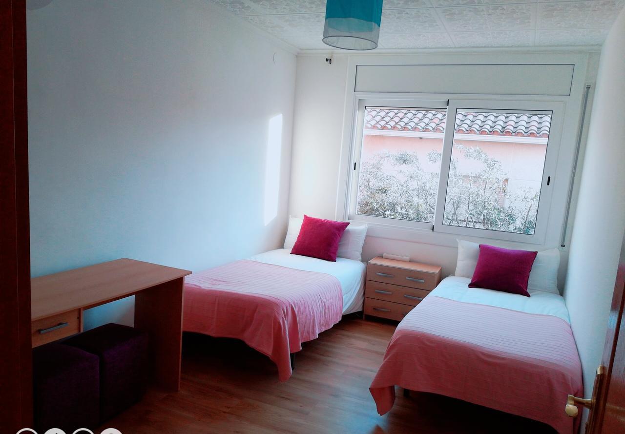 Apartment La *